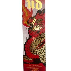 Urban Decay All Nighter Setting Spray in Red and Gold Limited Edition Packaging